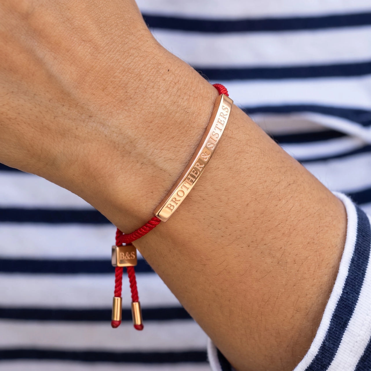 Braided bracelet — close-up of the details, rose gold | SKU: lamour-rg