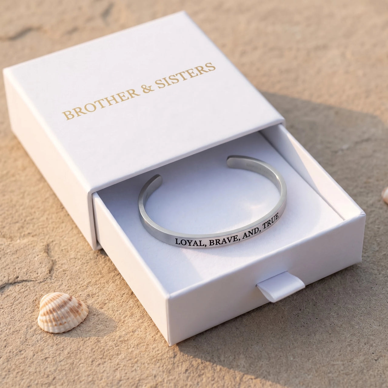 Loyal brave true — in the gift box, silver | SKU: lbat-rg